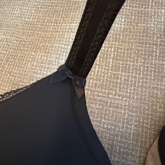 Adore Me Black Padded Black Lace Bra size 40D front closure - Picture 14 of 15